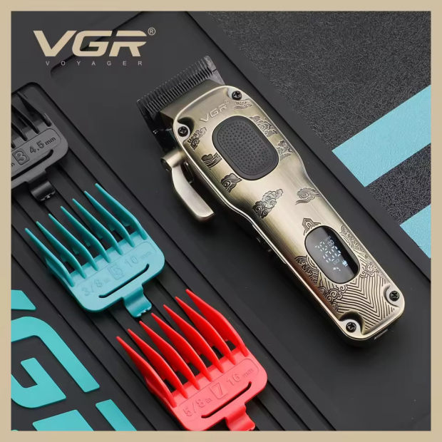 Акумуляторна машинка для стрижки (clipper) VGR V-027, 8 насадок, 7000 RPM, 2600 mAh, LED display